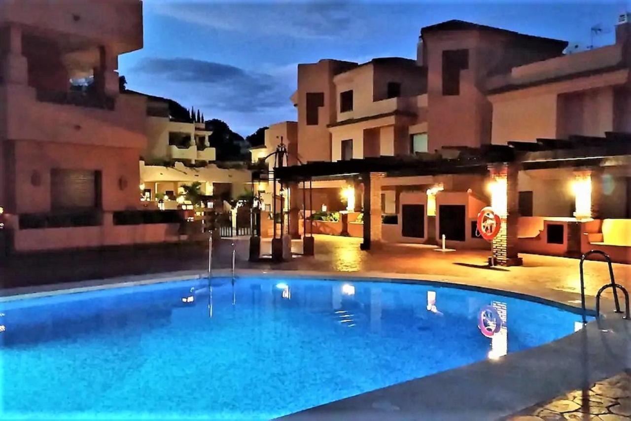Elegant 2Br Apartment Puerto Banus Marbella Just 12 Minutes Away By G00Giemaps 埃斯特波纳 外观 照片